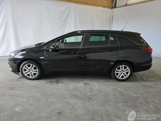 Opel Astra 2022 photo 4
