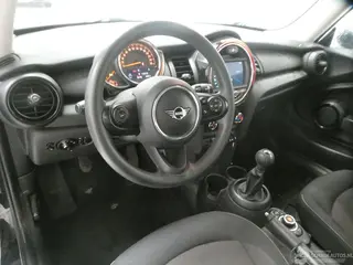 Mini One 2019 photo 12