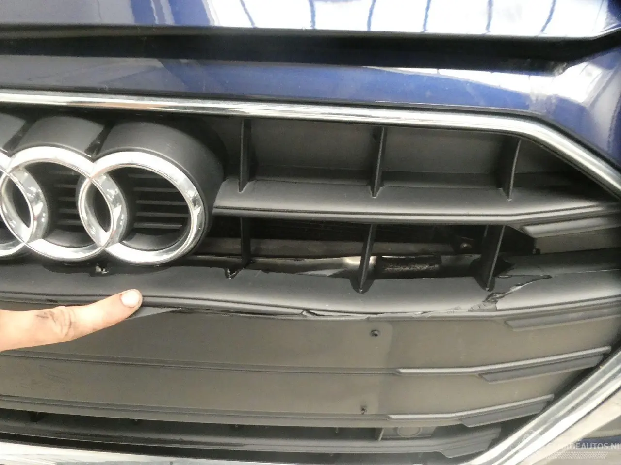 Audi A4 2022 photo 3