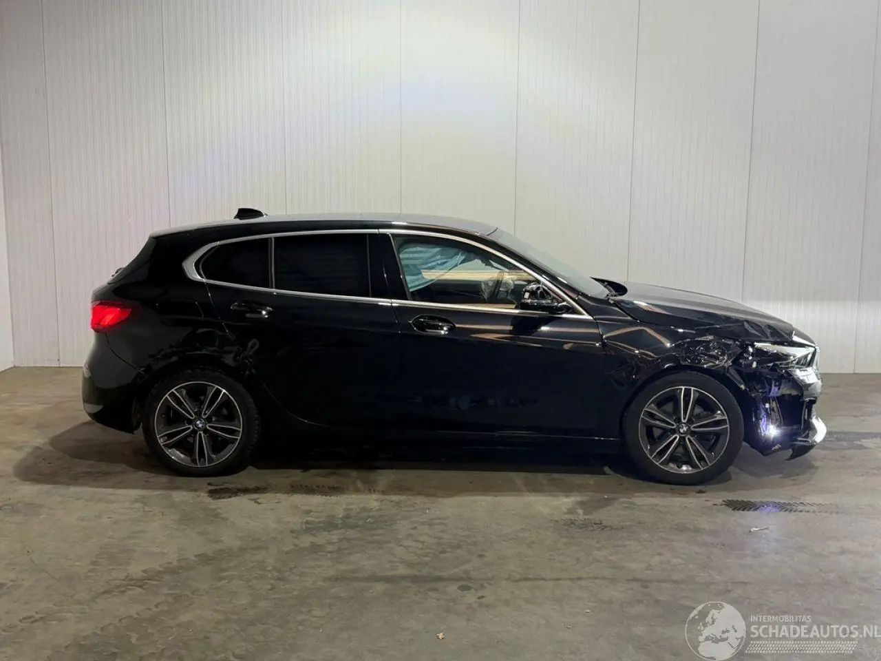 BMW 1-serie 2021 photo 2