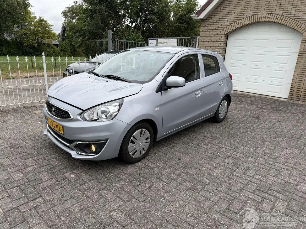 Mitsubishi Space-star 2019 фото 1