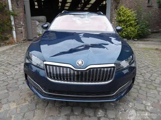 Skoda Superb 2021 foto 2