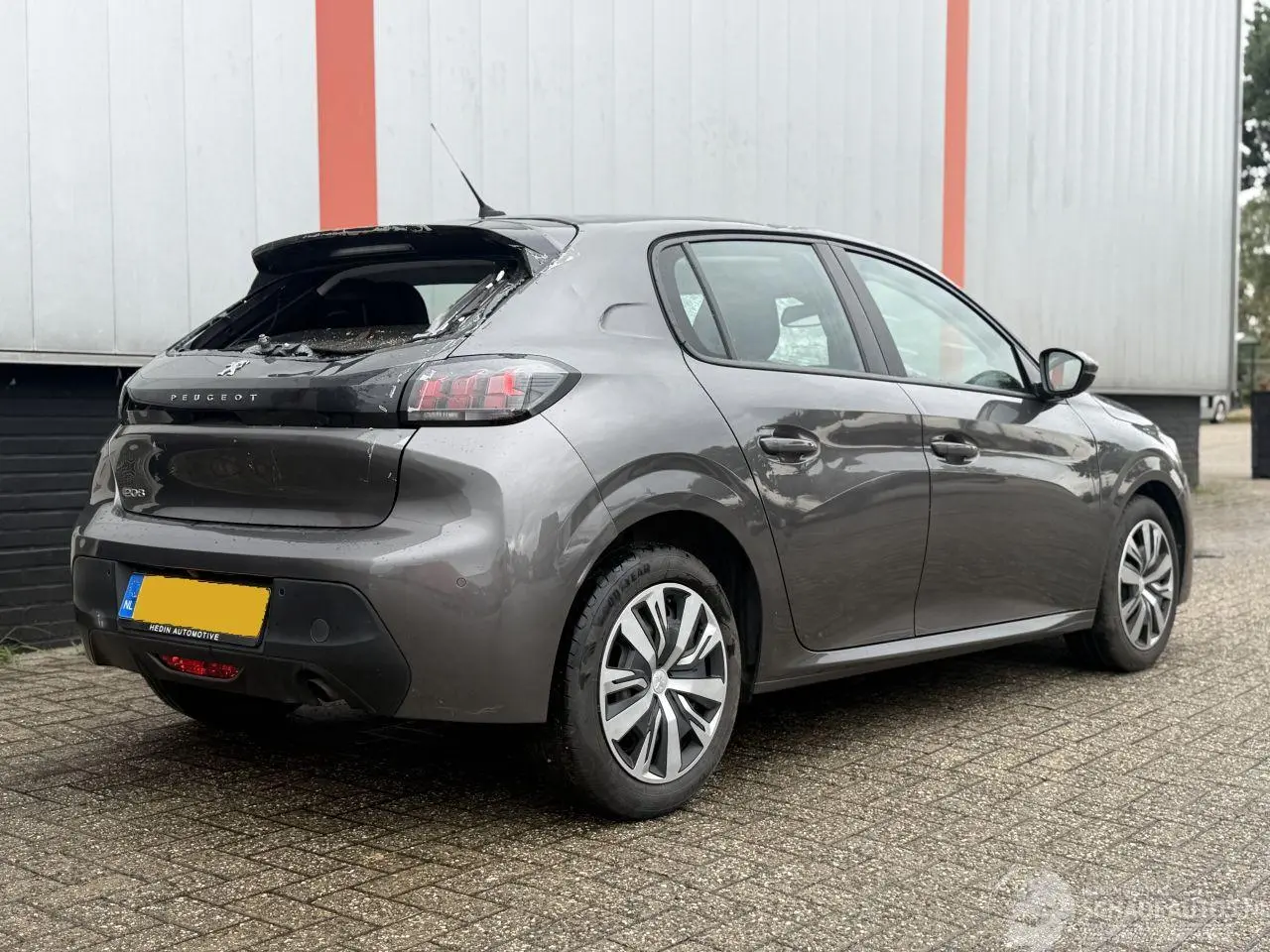 Peugeot 208 2020 photo 3