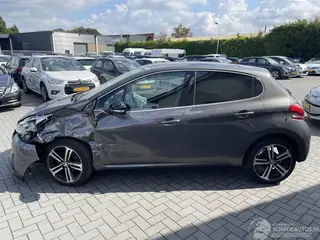 Peugeot 208 2019 photo 5