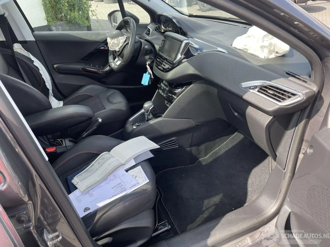 Peugeot 208 2019 photo 10
