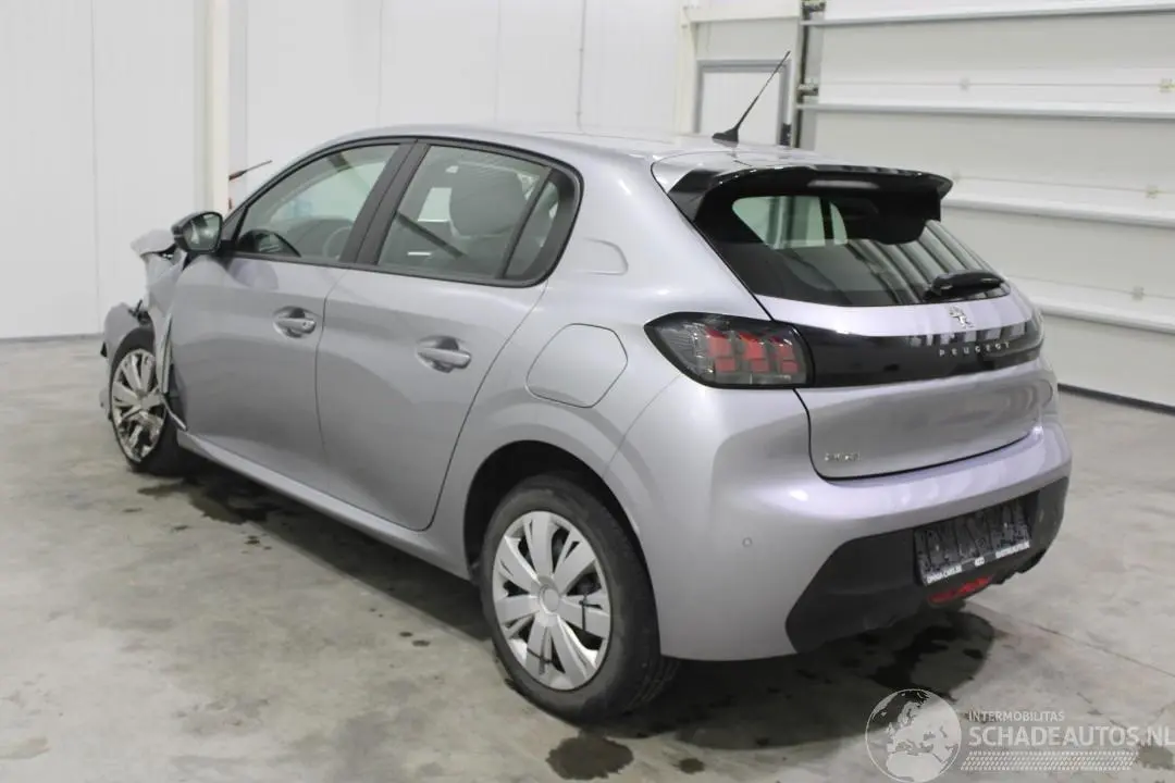 Peugeot 208 2023 photo 6