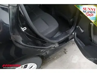 Peugeot 208 2018 photo 7