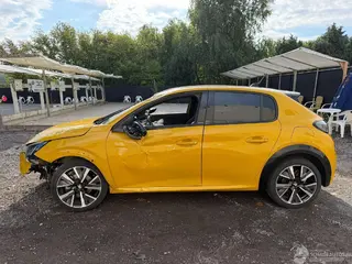 Peugeot 208 2022 photo 12