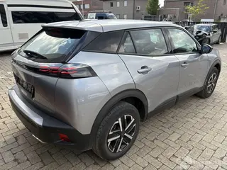 Peugeot 2008 2025 фото 10