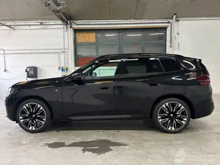 BMW X3 2025 foto 2