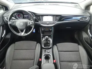 Opel Astra 2022 photo 12