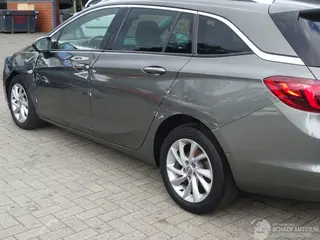 Opel Astra 2022 photo 8