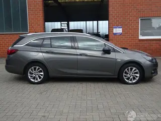 Opel Astra 2022 photo 6