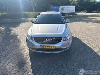 Volvo Xc-60 2017 foto 2