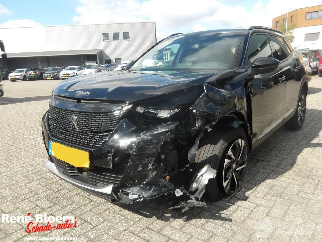 Peugeot 2008 2023 фото 4