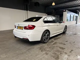 BMW 3-serie 2018 photo 5