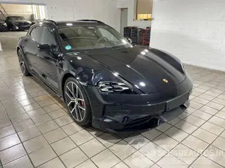 Porsche Taycan 2026 фото 7