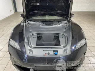 Porsche Taycan 2025 фото 12