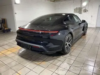 Porsche Taycan 2025 фото 1