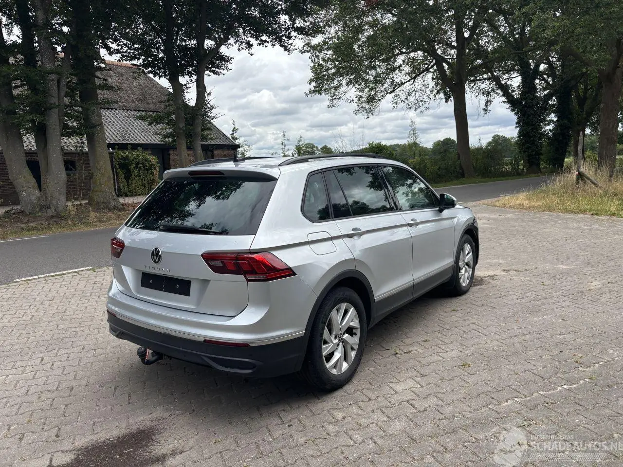 Volkswagen Tiguan 2024 фото 2