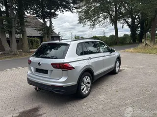 Volkswagen Tiguan 2024 фото 2