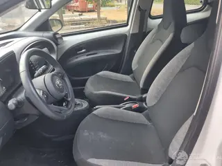 Toyota Aygo 2023 фото 14