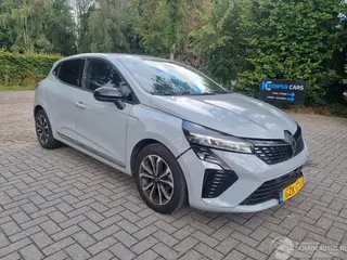 Renault Clio 2025 фото 1