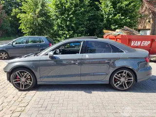 Audi S3 2017 фото 14