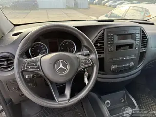 Mercedes Vito 2019 photo 11