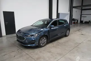 Ford Focus 2023 photo 1