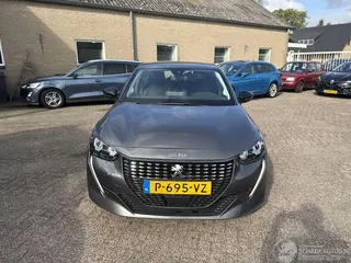 Peugeot 208 2022 photo 2
