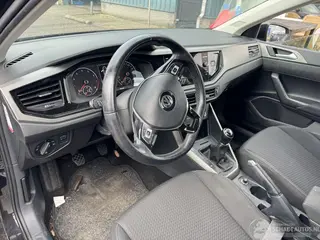 Volkswagen Polo 2018 photo 8