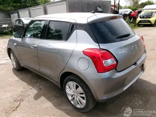 Suzuki Swift 2017 фото 5