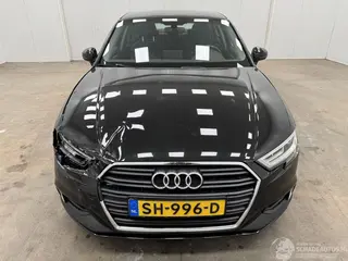 Audi A3 2018 фото 5