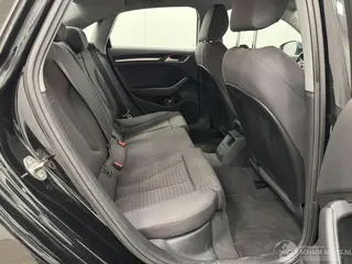 Audi A3 2018 фото 10