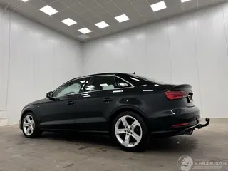 Audi A3 2018 фото 3