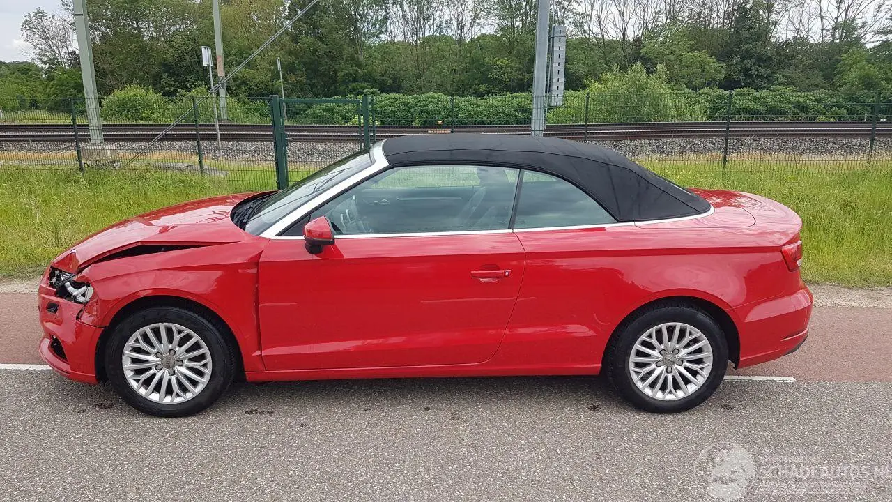 Audi A3 2017 фото 3