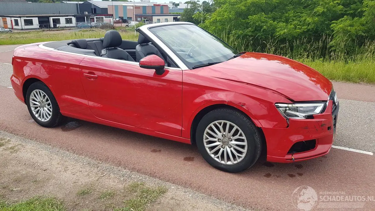 Audi A3 2017 фото 1