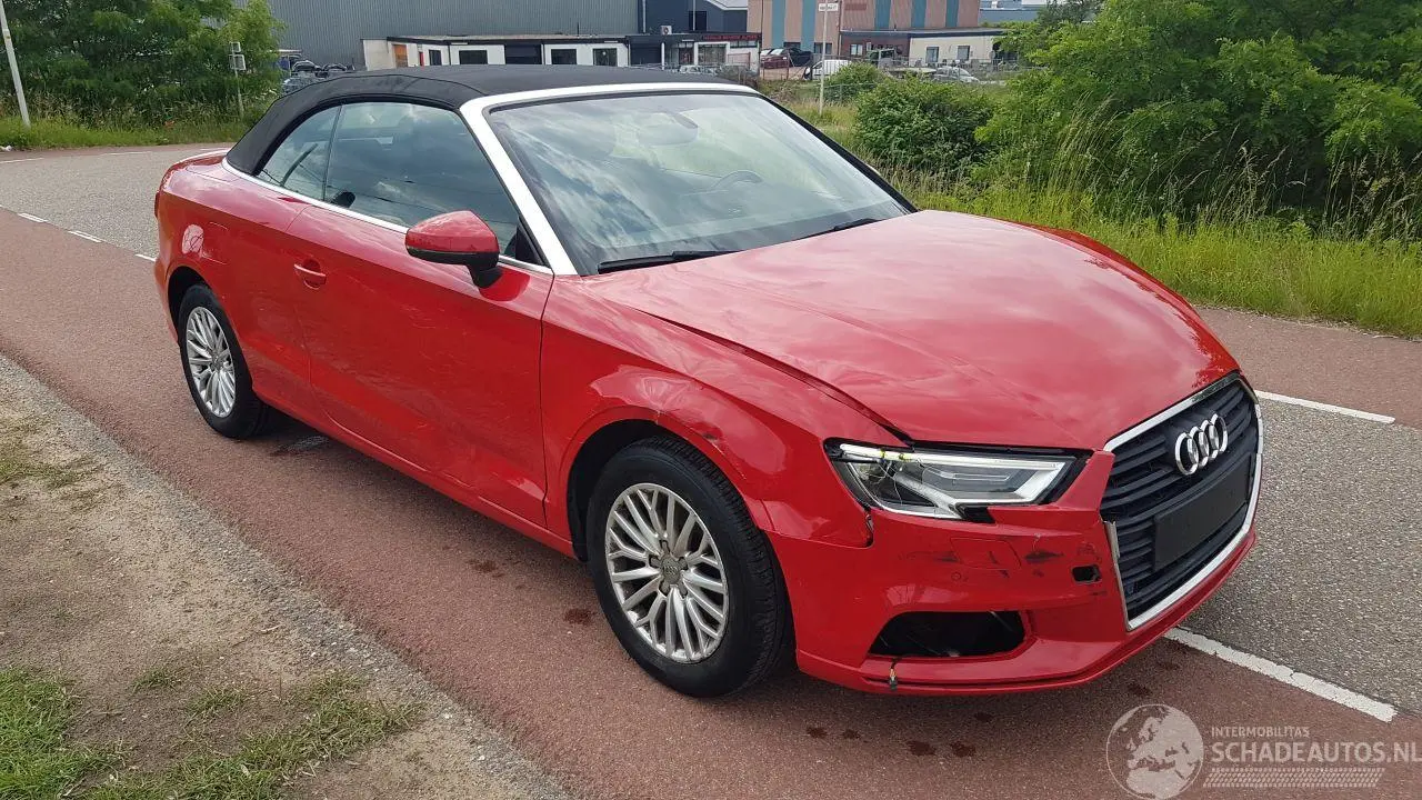 Audi A3 2017 фото 9