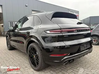Porsche Cayenne 2026 foto 2