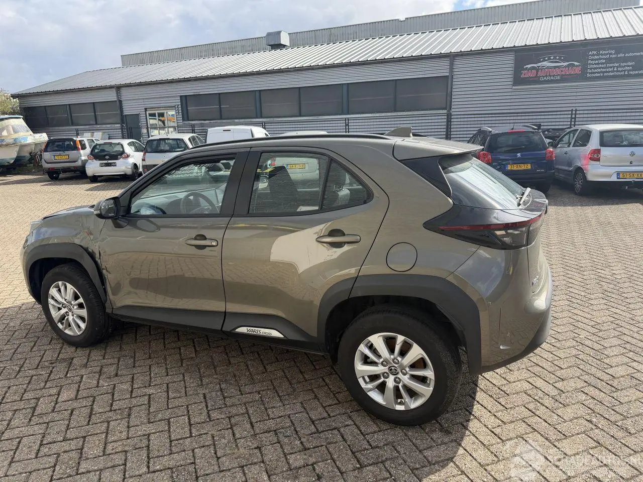 Toyota Yaris Cross 2025 photo 3