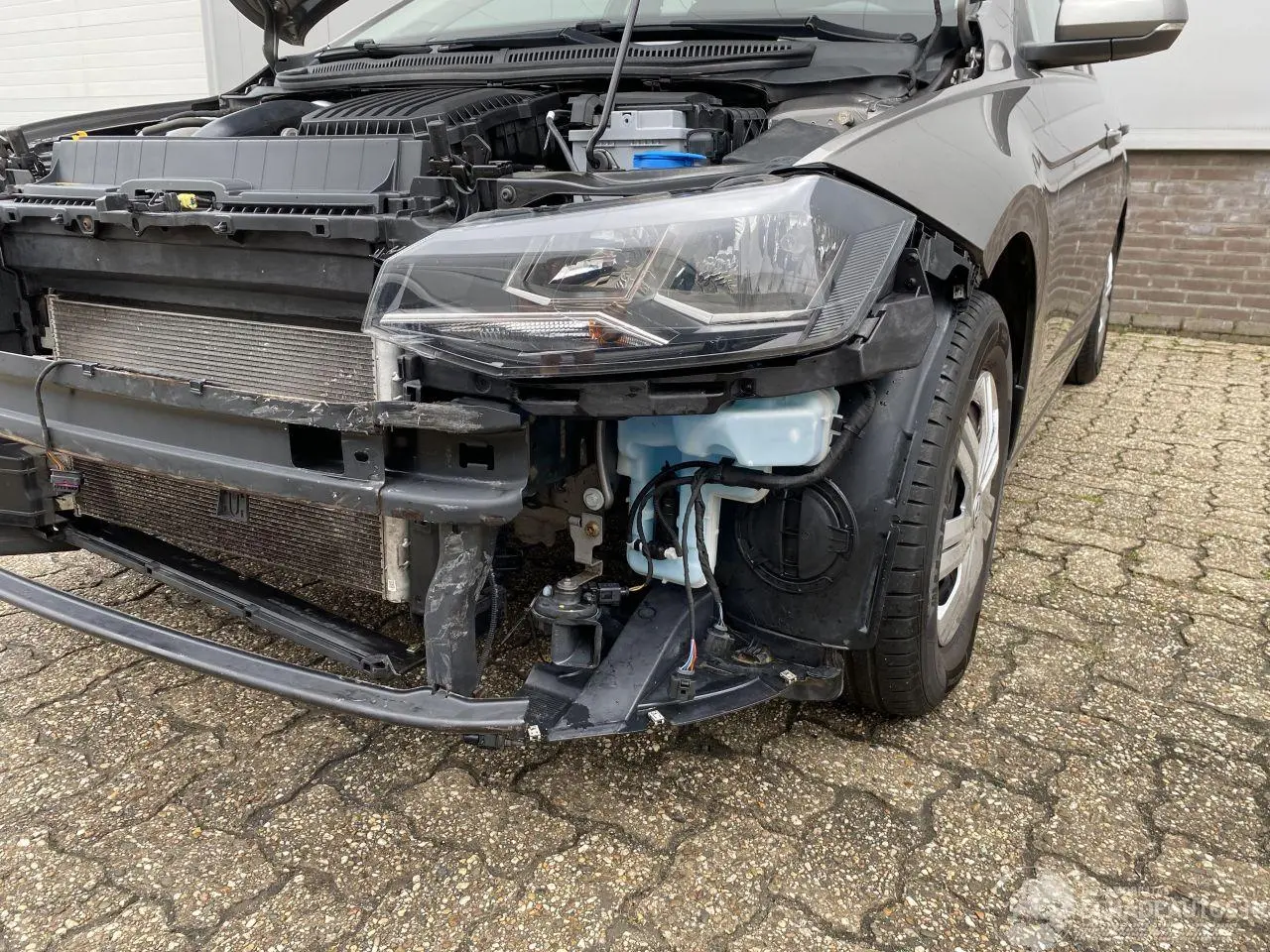 Volkswagen Polo 2017 photo 12