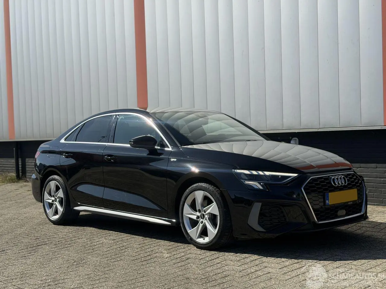 Audi A3 2023 фото 2