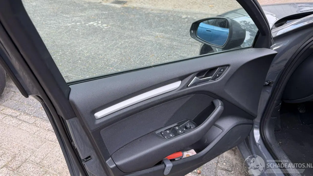 Audi A3 2019 фото 12