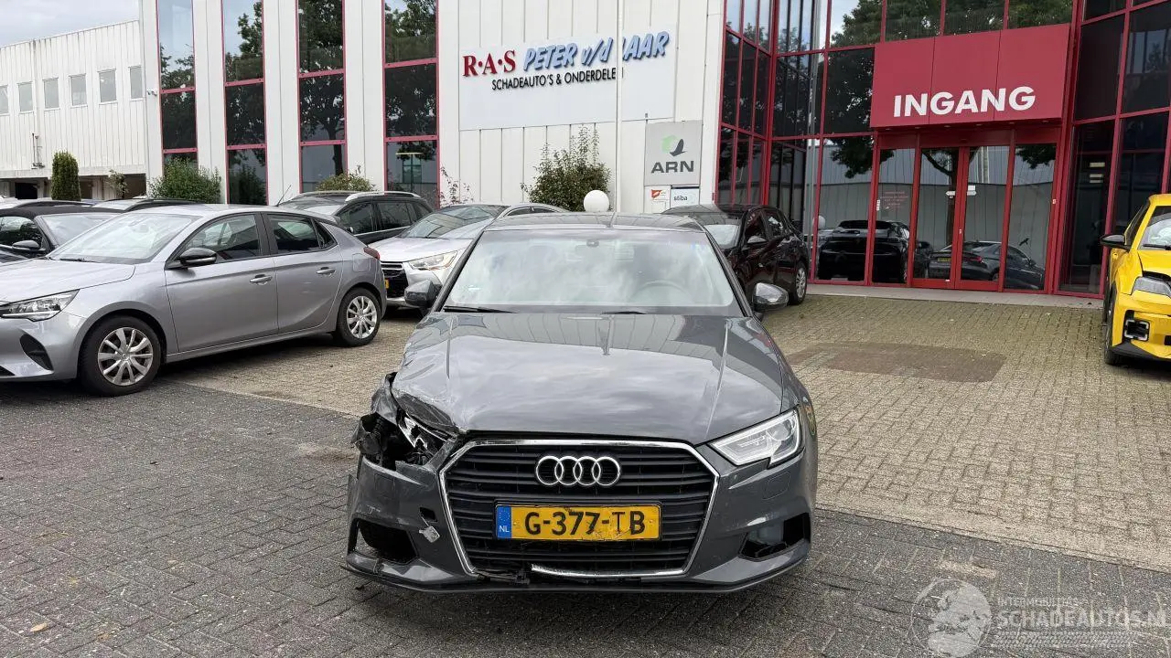 Audi A3 2019 фото 1