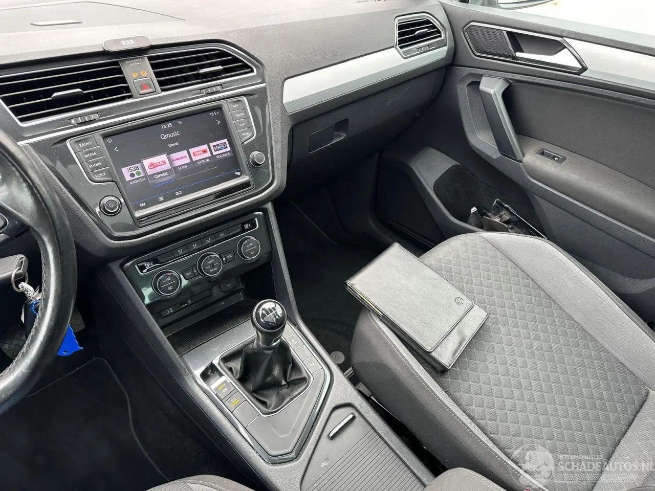 Volkswagen Tiguan 2017 photo 12