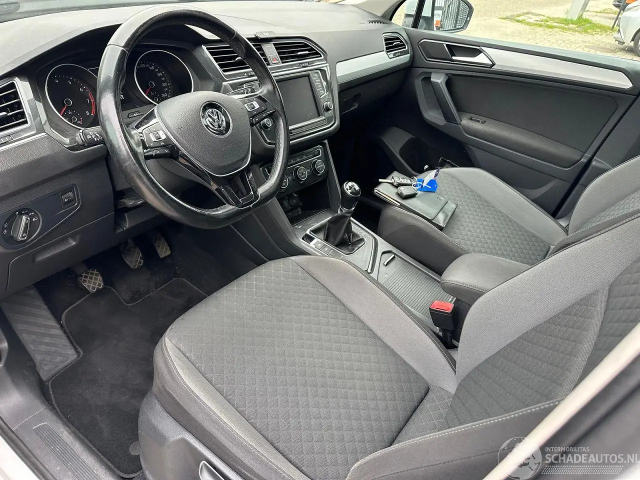Volkswagen Tiguan 2017 photo 8