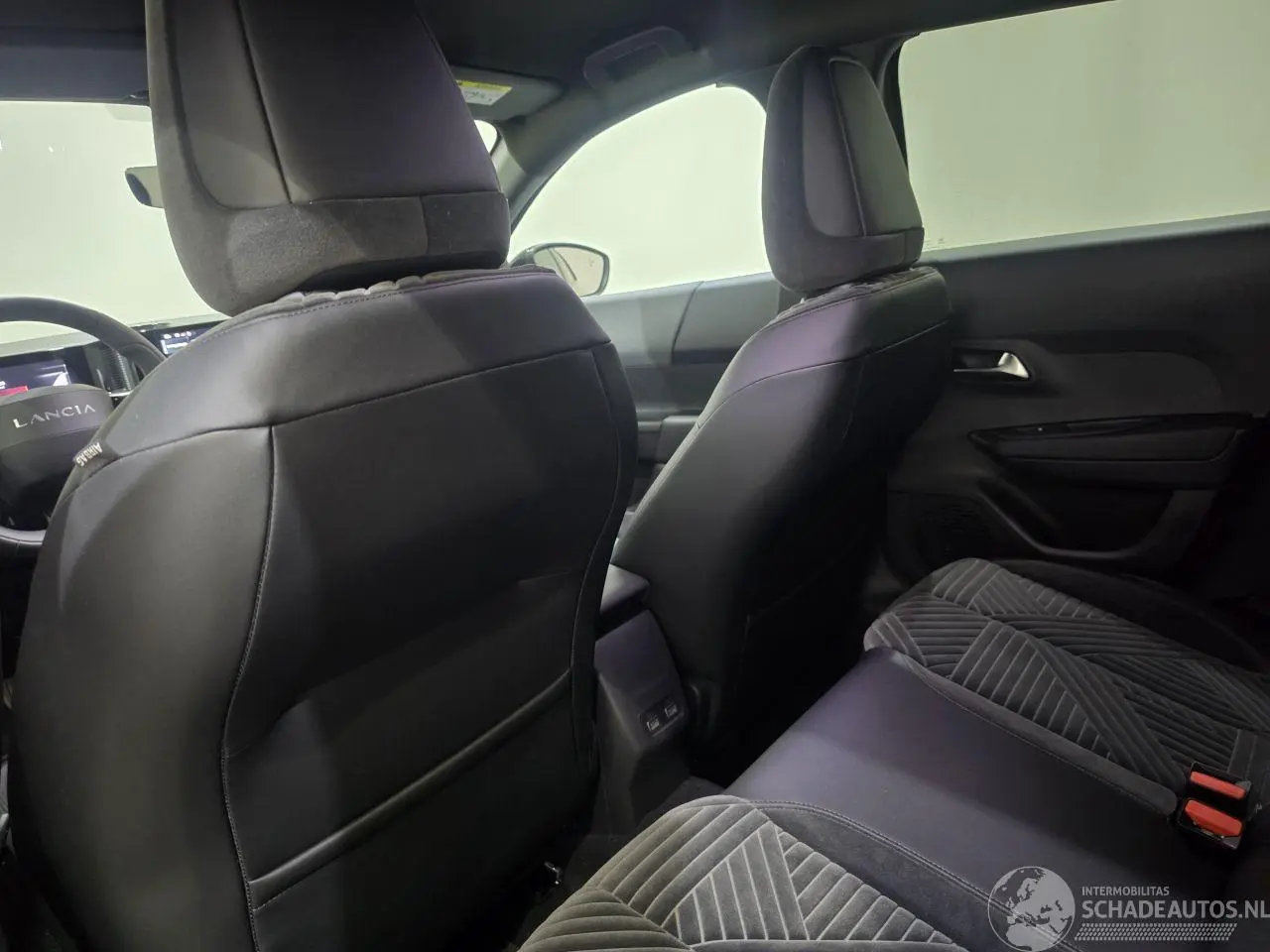 Lancia Ypsilon 2024 foto 8