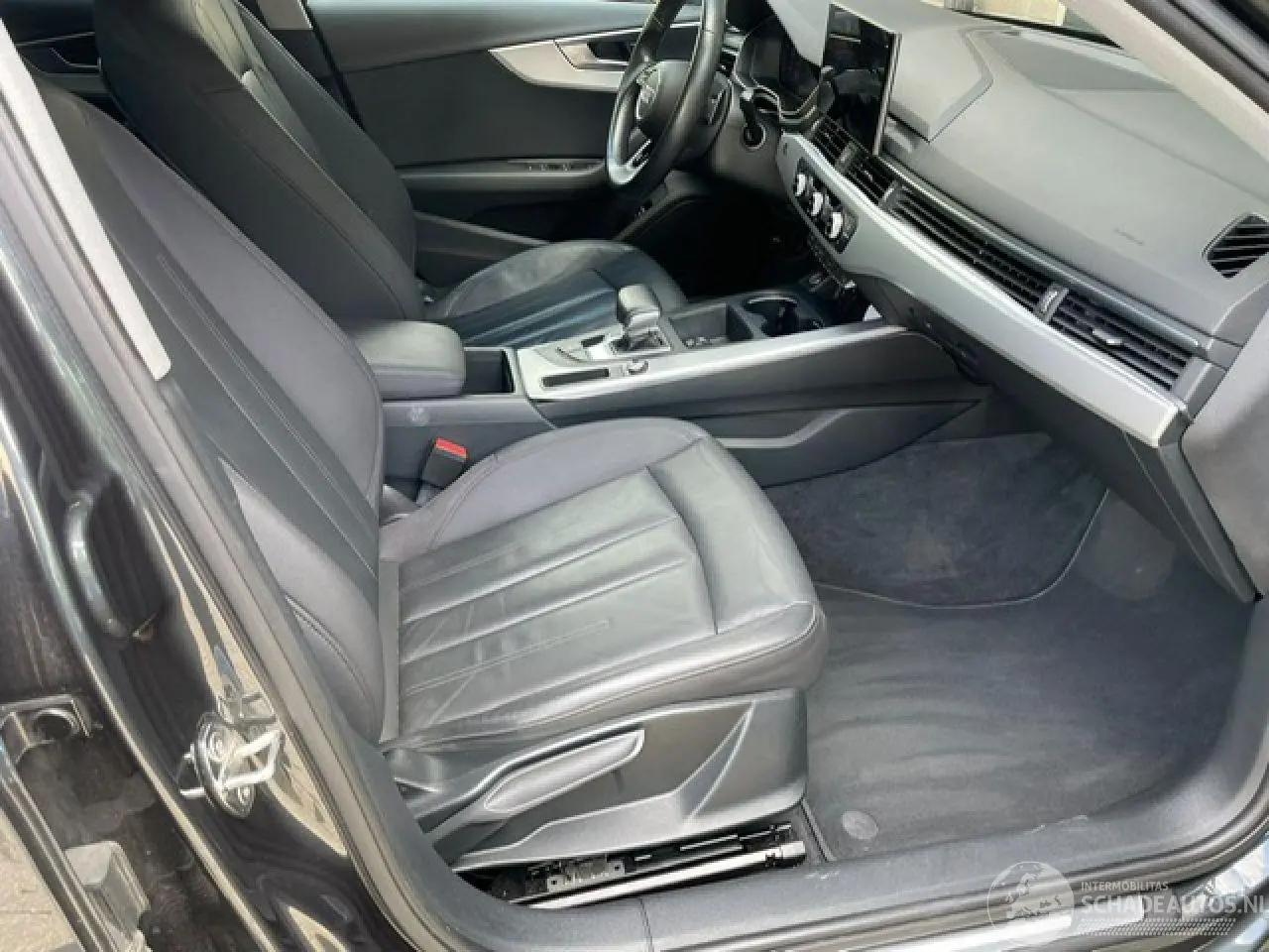 Audi A4 2020 foto 10