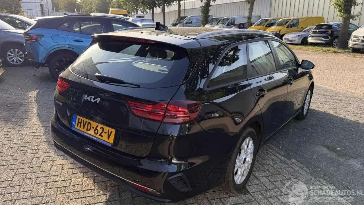 Kia Ceed 2025 фото 6